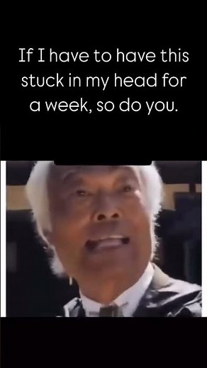 Chicken Attack 🐔 😂Enjoy #yodelingjapanese #takeoischi #stuckinyourhead #chikenattack #loreoftheronin