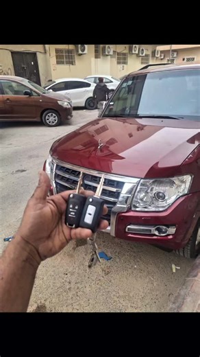 Al SHOKAN CAR KEY AND CAR STEREO on Instagram: "Mitsubishi pajero program spare key"