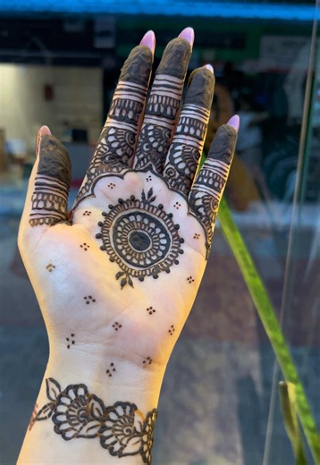 Simple Mehendi Design Tutorial | Step-by-Step Mehndi for Beginners