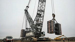 100K views · 786 reactions | The LR 13000 rises like a steel giant #fblifestyle #Giants #UnderReview | Under Review | Facebook