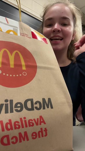 Haven’t posted in a few days because of midterms, but per your alls request I got McDonald’s! #mcdonalds #bigmac #haul #mukbang #fries #sauce #eating