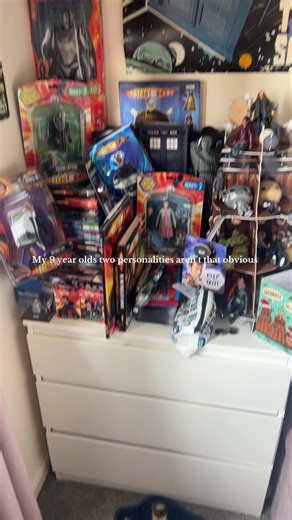 Exploring the Iconic Elements of Doctor Who