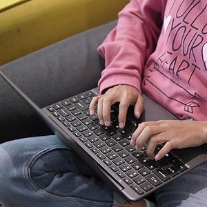 The only laptop worth having is here, perfect for clerical work, and it comes with a metal frame, so surely it will last longer. Get your BMAX laptop now! ORDER HERE: https://bit.ly/Bmax-Laptop1 #Kimstore #Workfromhome #work #laptop #office #BMAXPH #BeyondExpectations | Kimstore | Facebook