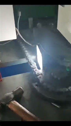 How Chains Are Made — One Take!