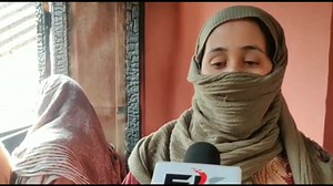 1.4K views · 23 reactions | Fire victims from illahi bagh Srinagar losts there shelter due to fire.Poor family appealing people for help. Account Number:0173040100044676 Arslan Bashir raina Mobile numbers:7889893234 J&K Bank Anchar IFSC code JAKAOANCHAR | Tral Times | Facebook