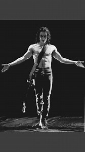 Brandon Lee February 01, 1965 RIP March 31, 1993 The cult classic film, The Crow, follows the story of Eric Draven, a man who comes back from the dead to execute the gang who murdered him and his fiance. Director Alex Proyas gave the film a distinctive gothic look similar to the empire of the original “Batman” movies. Unfortunately, however, during filming there was a tragedy which cost a member of the main cast his life. Brandon Lee - son of Bruce Lee - played the character of Eric Draven. Duri