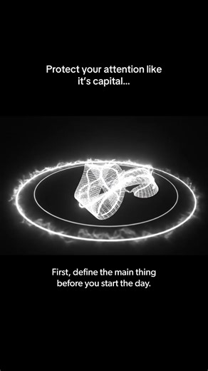 Distraction isn’t loud. It’s subtle. One scroll. One tab. One “quick” message. And suddenly your depth is gone. The brain pays every time you switch tasks. Do it enough and you stay busy… but shallow. Pick one main outcome. Remove friction. Block the time. If you don’t control your attention, something else will. #distraction