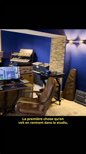 Dans le studio de Rico the Wizard, impossible de passer à côté de cette paire mythique : deux Klein & Hummel UE-100, égaliseurs à lampes allemands du début des années 50. Datant de 1954, chaque unité embarque pas moins de 14 lampes. Des machines rares, conçues à l’origine pour la radiodiffusion, connues pour leur musicalité et leur caractère. 👉 Le studio tour complet de Rico the Wizard est toujours disponible sur notre chaîne YouTube. #studiotour #outboard #analoggear | Audiofanzine