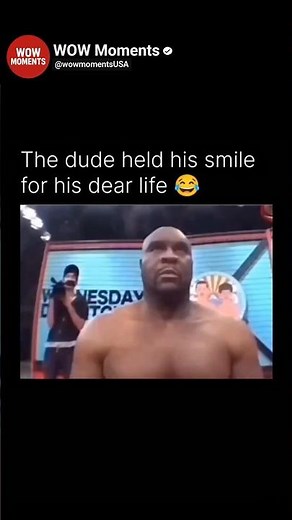 The dude held his smile 😂