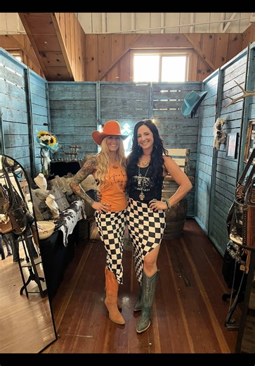 This SATURDAY is your lucky day 🤩 Super stoked to announce @Alex Taormina|Silversmith⛓️ will be joining us at our grand opening celebration 🎉 We will also be carrying her one of a kind handmade silversmith jewelry in our shop year round 🩵 . . WHAT SHE OFFERS ⬇️ -Permanent Jewelry | Gold & Silver chains ⛓️ available and an array of charms! -Hand forged sterling silver jewelry | Turquoise and precious gems made to last a lifetime ✨ Come get zapped and jeweled up by our local silversmith slanger