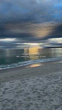 Wonderful Tonight - Eric Clapton (Lyrics)