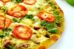 Best Ever Easy Pesto Pizza