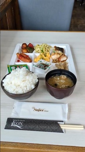 アパホテル甲府南の朝食バイキング🍚平日素泊まり5000円で朝食つけても6300円程。お客さん少ないと和食膳になるので、バイキングが良い人は空室状況見て見極めるべし。品数多すぎなくて程よく美味しい👍