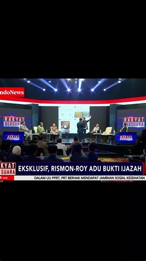 debat panas, adu bukti ijazah antara Rismon vs Roy Suryo. #ijazahjokowi #fufufafa #gibran #roy #rismon
