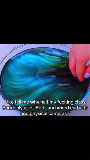 Vintage Tech Comeback: Why It's Frustrating!