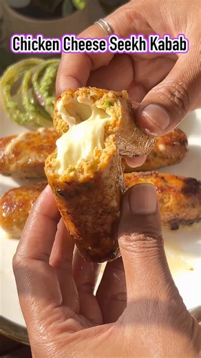 🔥Once You Try…You’ll Make It Again & Again! Chicken Cheese Seekh Kabab Recipe..😋 #cheesekabab