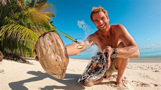 Stranded at Sea: A Survival Challenge Like No Other