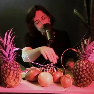 «I see music as fluid architecture.» — Joni Mitchell🎴 That means we build music like we build other things: step by step, brick by brick, object by object. With Playtron, you can choose up to 16 music bricks, let the sound flow through them — and create beautiful pieces of art🤍 This one is made by JAE SOTO (Joni Mitchell cover — Both Sides Now). | Playtronica