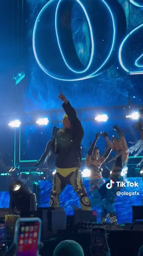 Ozuna Live Performance of Del Mar at Coca Cola Flow Fest 2023 in CDMX, Mexico
