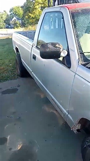 I got to put a gas tank and brake lines on this 93 c1500 #chevytrucks #chevy