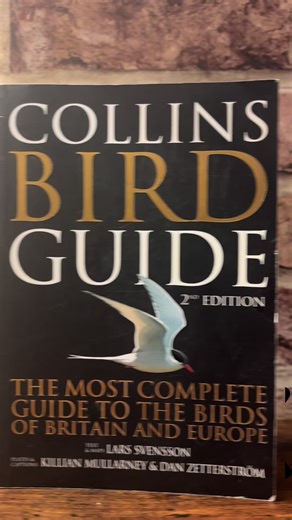 FACT…..this is the BEST bird guide book. The Collins Bird Guide is widely considered the definitive field guide for birds in Britain, Europe, and the Mediterranean. #birdlovers #bird #wildlife #nature #cuteanimals