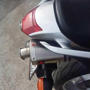 Yamaha Fazer 600 s Akrapovic exhaust sound.