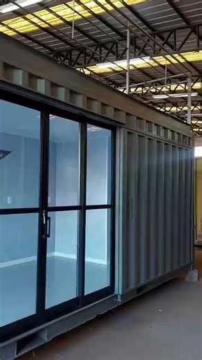 Hello everyone we offering zozo containers on super sale special ,is a same day delivery straight to your physical address/location 1 room container (6m×3m)-R2600 1 room container (3m×3m)-R1800 1 room container(12m×3m)-R3200 2 rooms container-R3800 3 rooms container-R4000 4 Rooms container-R5500 5 Rooms Container-R6800 6 Rooms Container-R7500 WhatsApp/ Call:082 737 1591