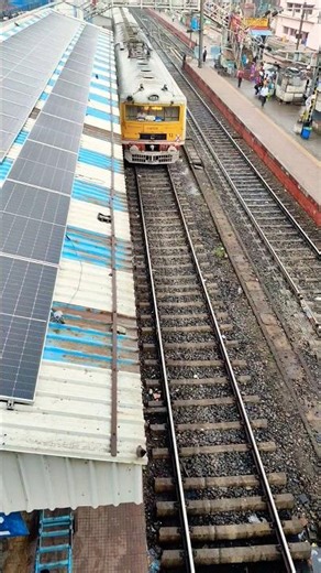 local train apar side view 🥰😱#railway #viral #train #railtrack #shortvideo #viralvideo #shorts