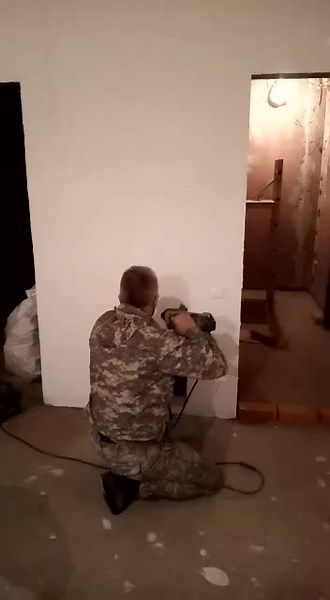 Indoor DIY Drill Techniques for Wall Renovation