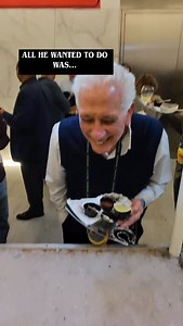 I always have time to show someone how to shuck an oyster. #oystershucking #oysteropening | S.S.Shucking Service