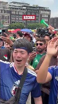 This is what the World Cup is all about 🥹🇲🇽 Japanese man burst into tears after his country’s eli...