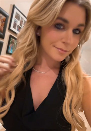 Love a good reason to dress up. Date night with hubby hehe❤️ #datenight #relationshipgoals