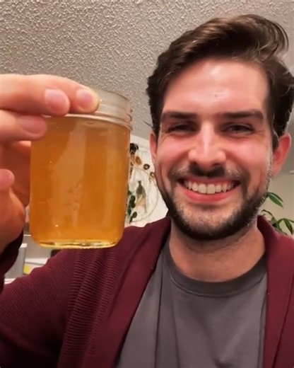 From tree to syrup: Watch the process of making maple syrup!