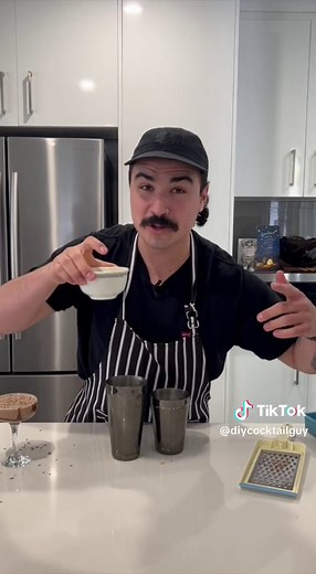 Delicious Mudslide Cocktail Recipe Two Ways