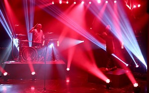 【今夜秀】Twenty One Pilots - Heavydirtysoul (The Tonight Show Starring Jimmy Fallon)