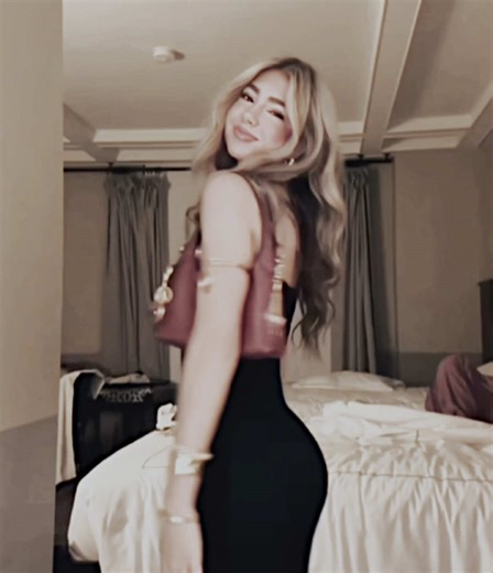 disconnected (pls dont flop) { cc panning: elsiezvidz | rm: @brooke ☘︎ ݁˖ | @??? @oomps } #foryoupage #blowup #viral #videostaredit #embreighcourtlyn