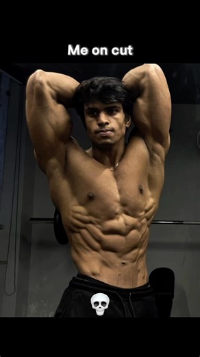 Bulk vs cut💀 #youtubeshorts #trending #bodybuilding