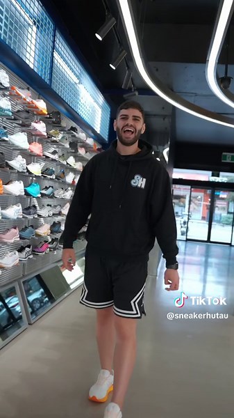 Best Comfortable Shoes for Everyday Activities | Sneaker Hut Australia