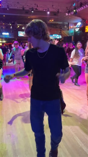 Flow State Dancing at Coyote Joes with Ashton Smyth