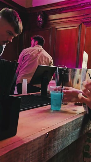 Colourful Cocktails | Themed University Event Drinks | Henry’s Bartenders