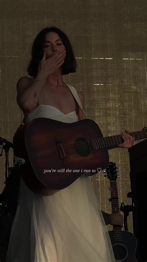 always and forever running back to her #gracieabrams #tsoutour