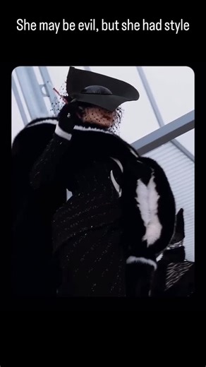 Son Chapeau on Instagram: "She may be evil, but she had style ✨ Glenn Close as Cruella DeVil in 101 Dalmatians 1996🖤 Costume Design: Anthony Powell, Barbara Matera , Rosemary Borrows Accessories - Martin Adams Video from @moviestarproject #millinery #cruelladeville #cruella"