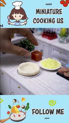 Delicious Miniature Pepperoni Pizza Recipe #Shorts #MiniatureCookingUS #minifood