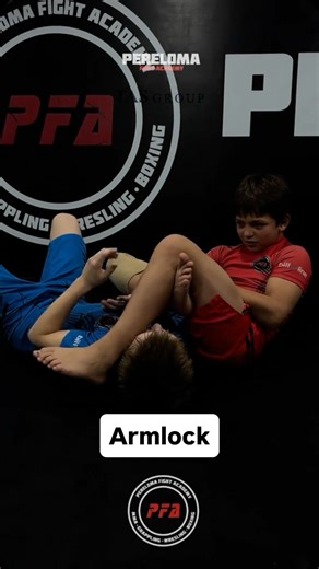 PERELOMA MMA on Instagram: "This is why we scratch.#armlock #lock #submission"