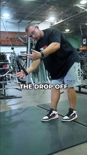 What’s the value in a single-arm cable pullover? #hypertrophy