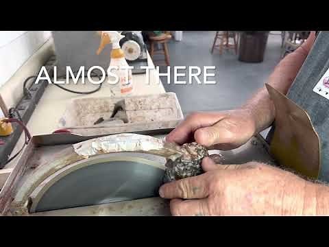 Cutting open a Geode using a continuous Diamond blade saw