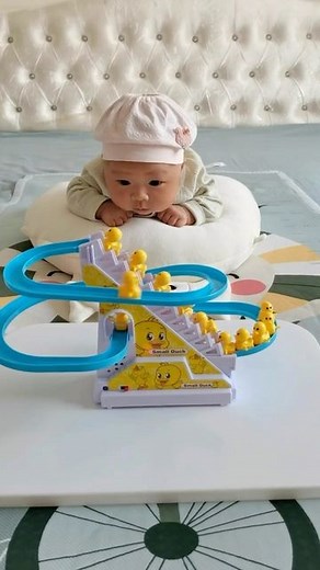 Baby Lover 🐣 on Instagram: "Baby duck toy 🐥 Link on my bio @baby_lovings"