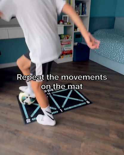 We created a soccer app training mat so kids get better in just 20 minutes a day at home. After a week they play sharper on the pitch and feel fitter, stronger and happier. Now available with 40% off for a limited time! | FPRO