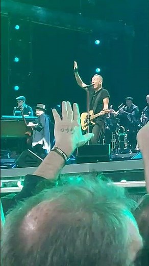 Bruce Springsteen - Born in the U.S.A. (Live in Paris 2023)