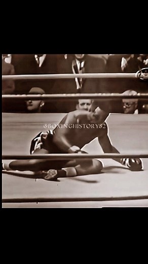 Vladimir Savekov on Instagram: ""The mongoose is known for its fondness of fighting and eating poisonous snakes, such as cobras. The mongoose always wins." - Sir David Attenborough Archie Moore vs. Yvon Durelle I December 12, 1958 Forum, Montreal, Quebec, Canada World Light Heavyweight Title Sporting event of the year - Canadian Press Fight of decade - Boxing illustrated For me, personally, it is one of the best fights for all times. The toughness of Archie Moore is unmatched.. and he cemented i